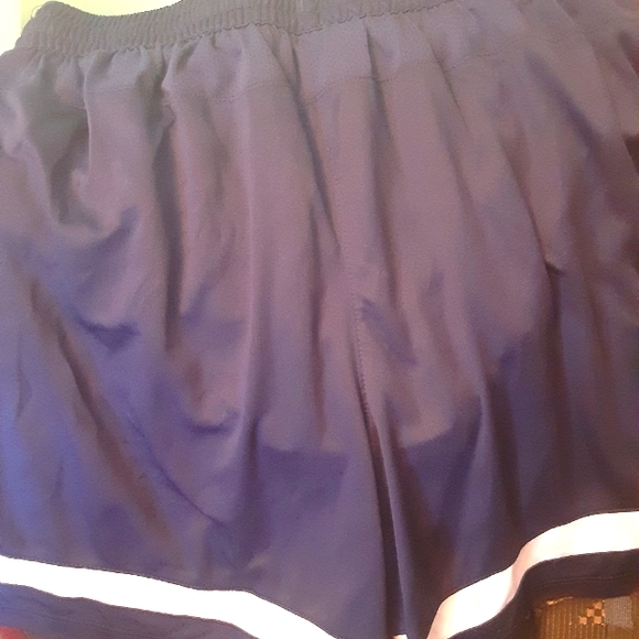 Nike Dri-Fit Shorts size Large - Picture 4 of 7